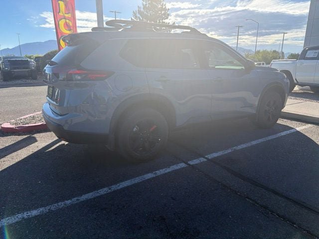 Used 2025 Nissan Rogue SV AWD/4WD image 13