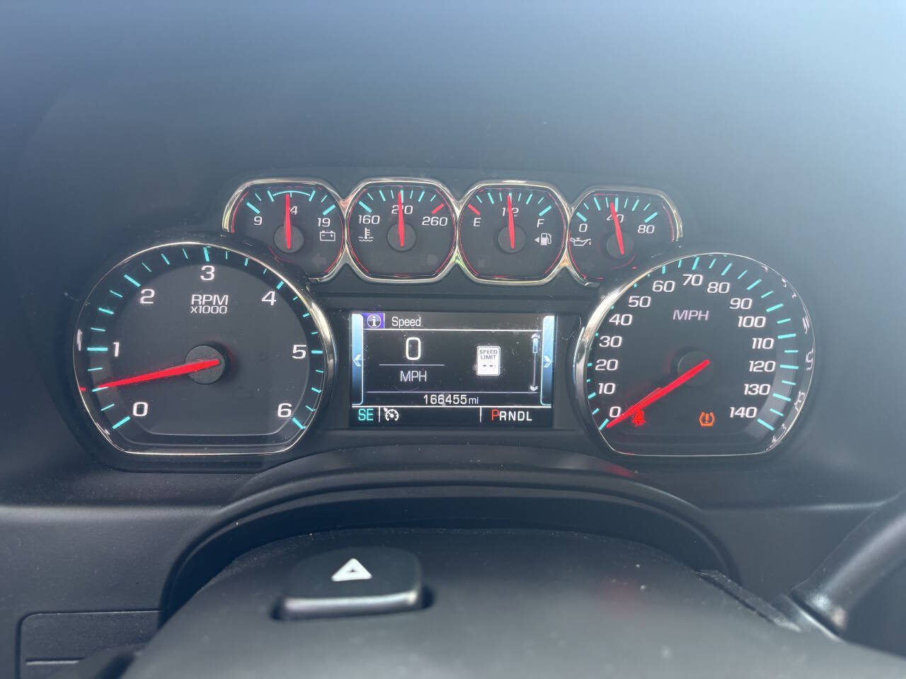 Used 2020 Chevrolet Suburban LT RWD image 28