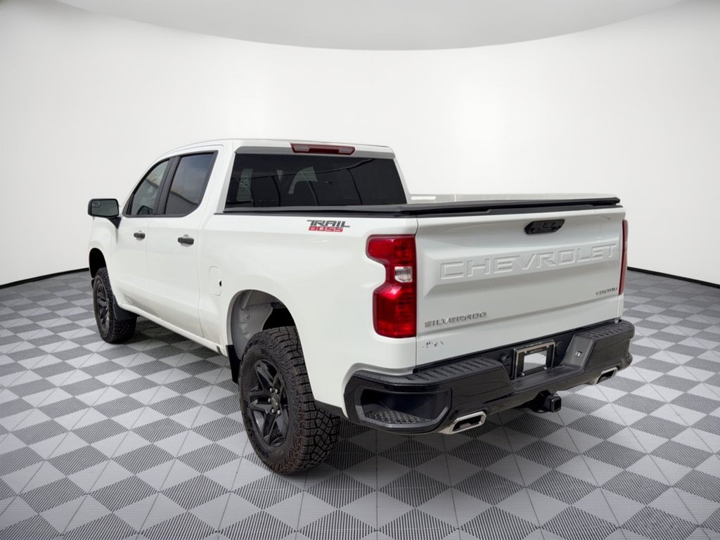 Used 2024 Chevrolet Silverado 1500 Custom Trail Boss AWD/4WD image 3
