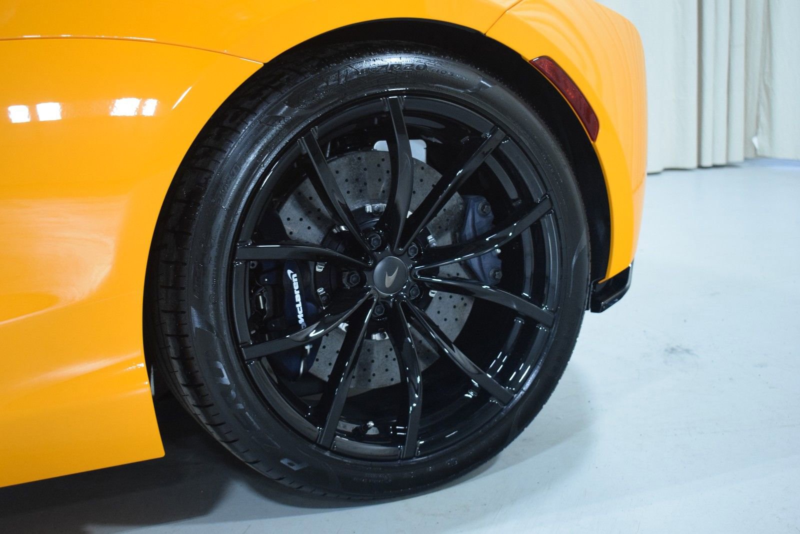 New 2026 McLaren Artura Spider image 6