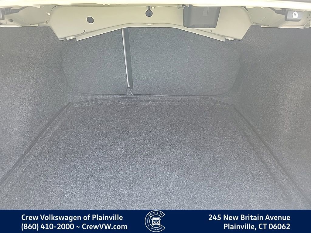 Certified 2024 Volkswagen Jetta SE w/ Panoramic Sunroof Package FWD image 51