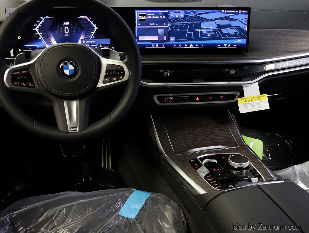 Used 2026 BMW X7 xDrive40i w/ M Sport Package image 17