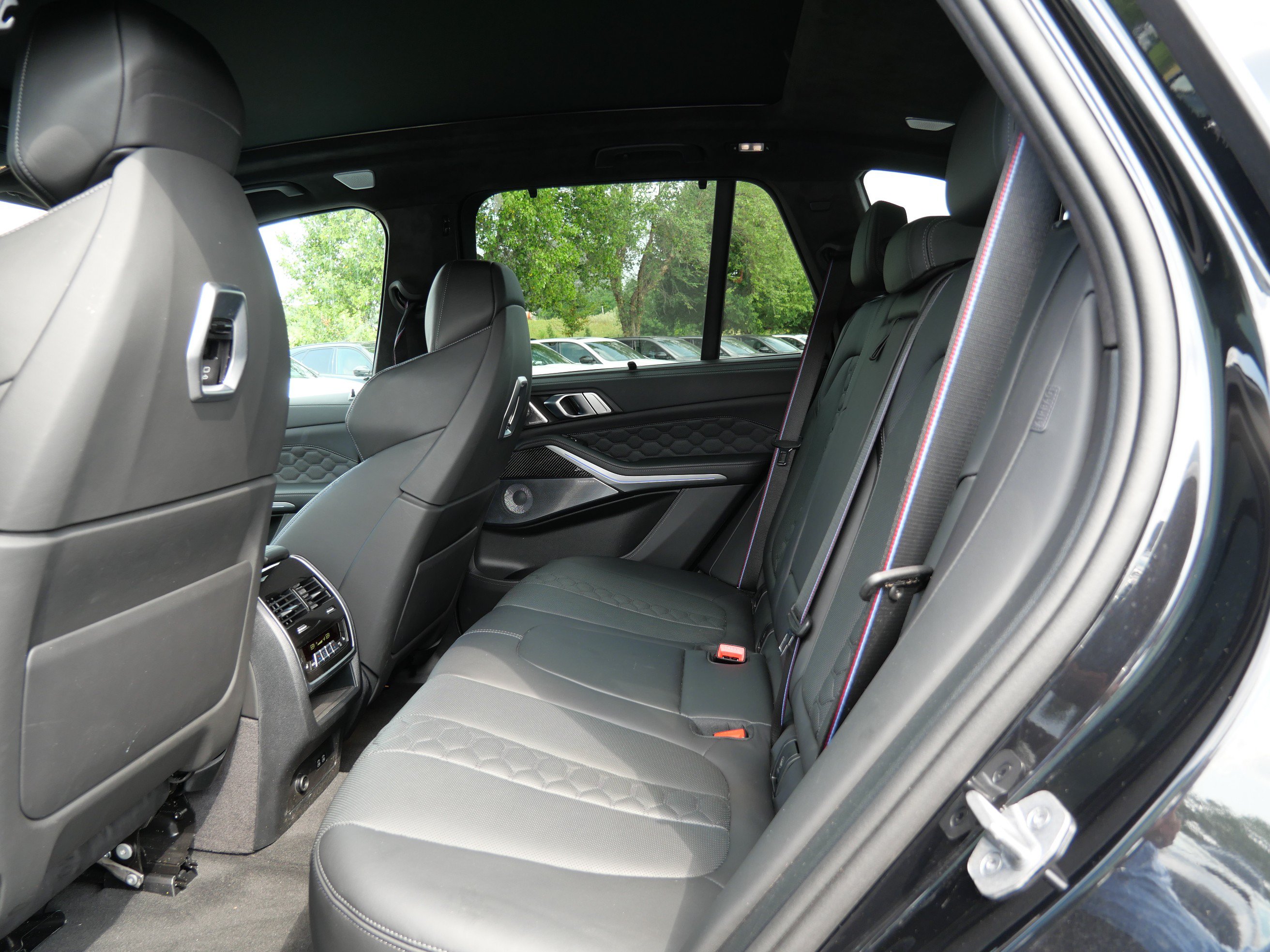 Used 2024 BMW X5 M Competition w/ Executive Package AWD/4WD image 17