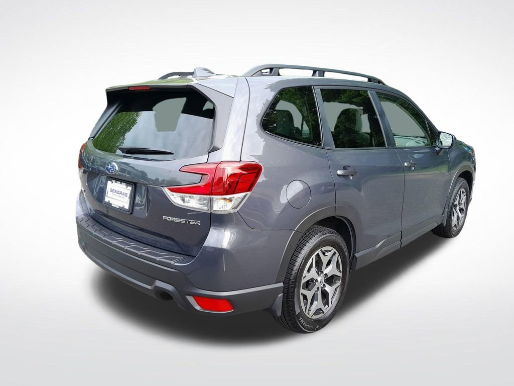 Certified 2023 Subaru Forester Premium AWD/4WD image 9