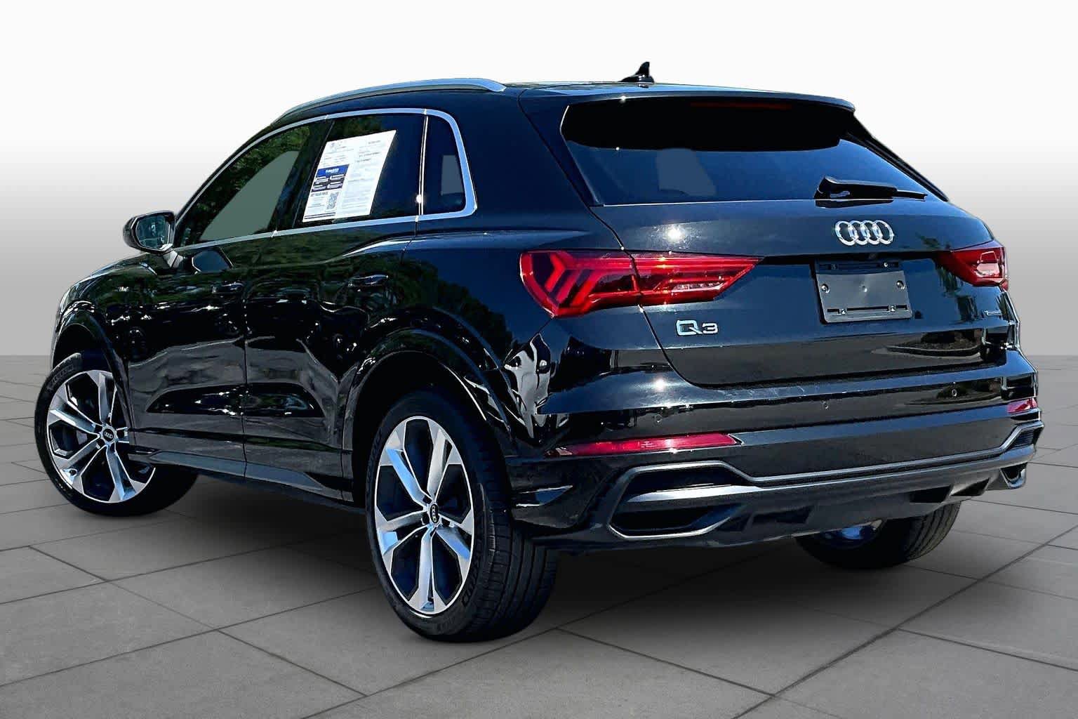 Used 2021 Audi Q3 2.0T Premium w/ Convenience Package AWD/4WD image 12