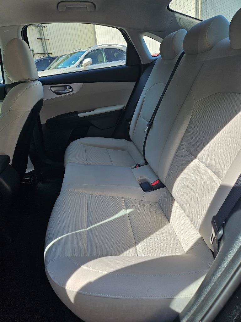 Used 2023 Kia Forte LXS FWD image 17
