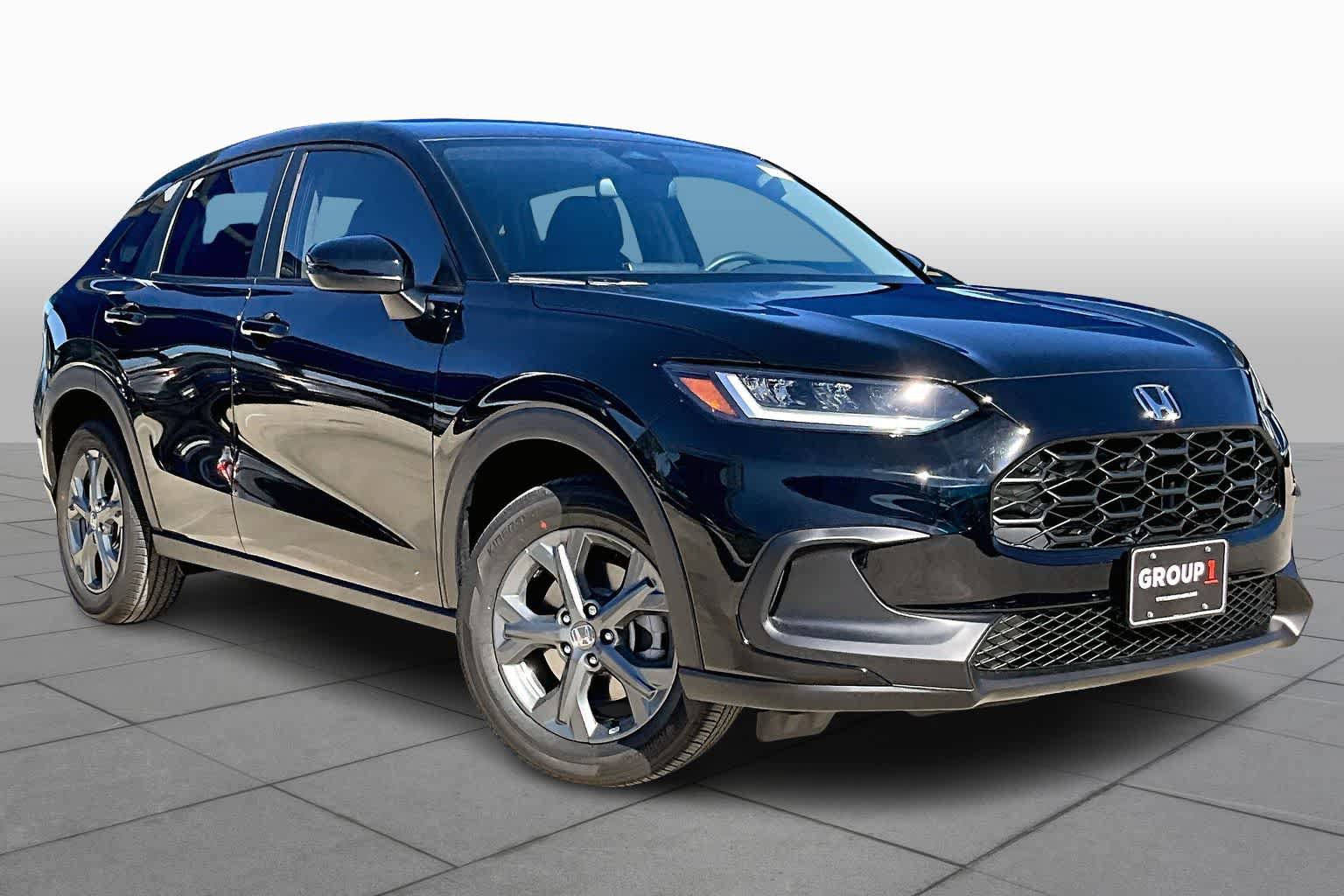 Used 2026 Honda HR-V LX image 2