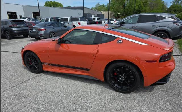 Used 2024 Nissan Z Performance w/ Heritage Edition RWD image 6