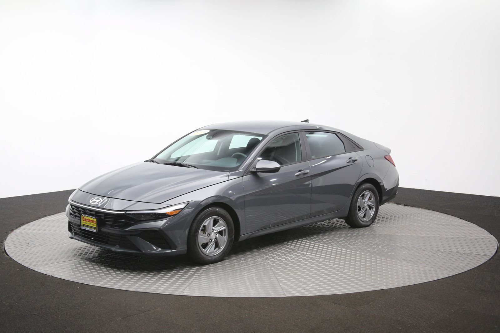 Used 2024 Hyundai Elantra SE FWD image 54