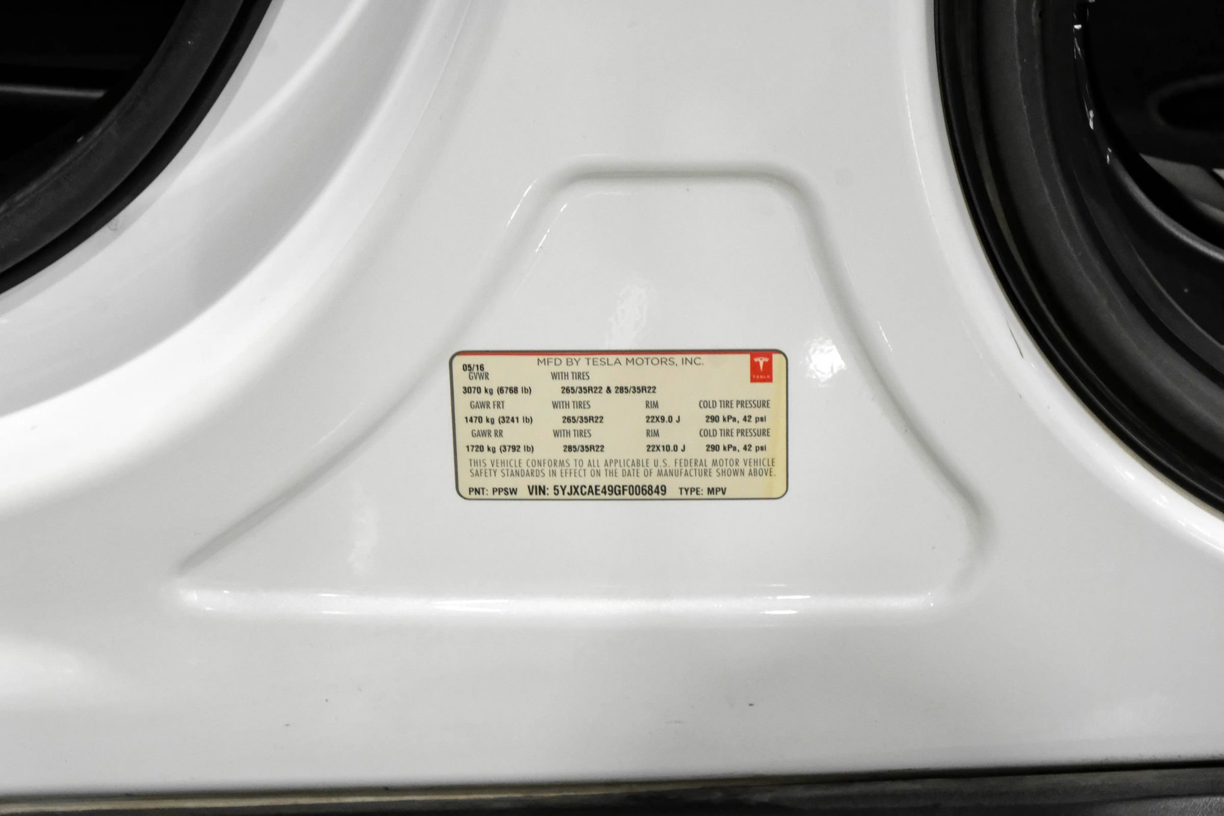 Used 2016 Tesla Model X P90D image 56