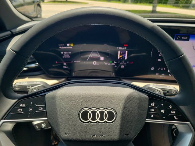 Certified 2025 Audi Q5 Premium w/ Convenience Package AWD/4WD image 20