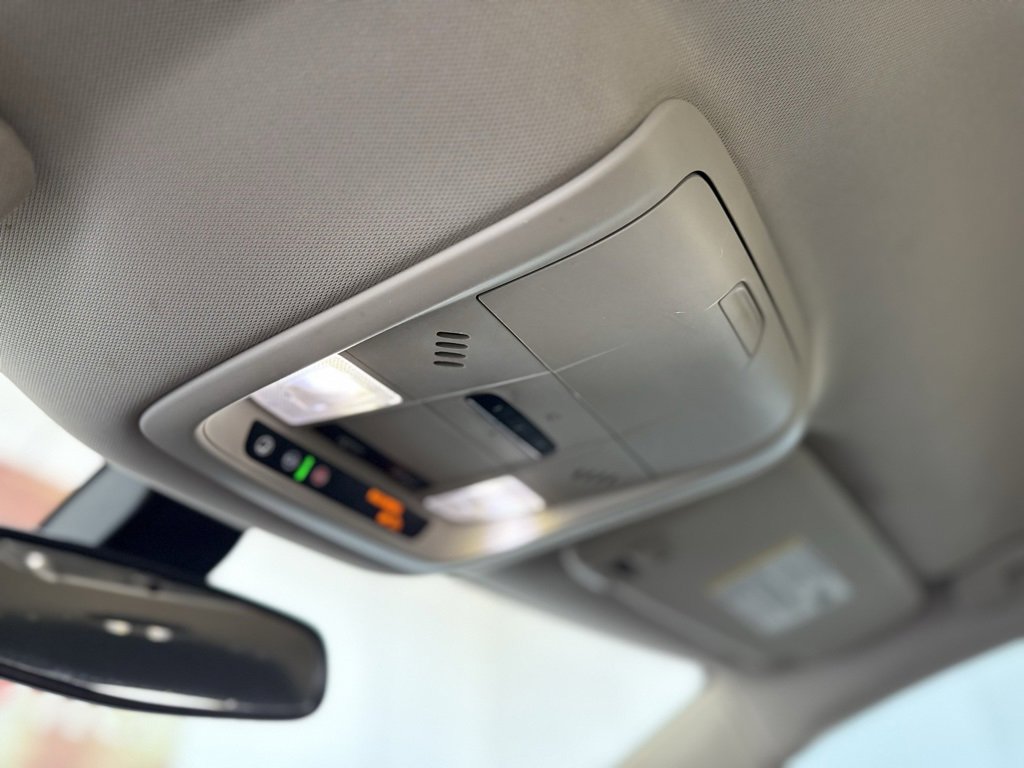 Used 2021 Buick Enclave Essence image 46