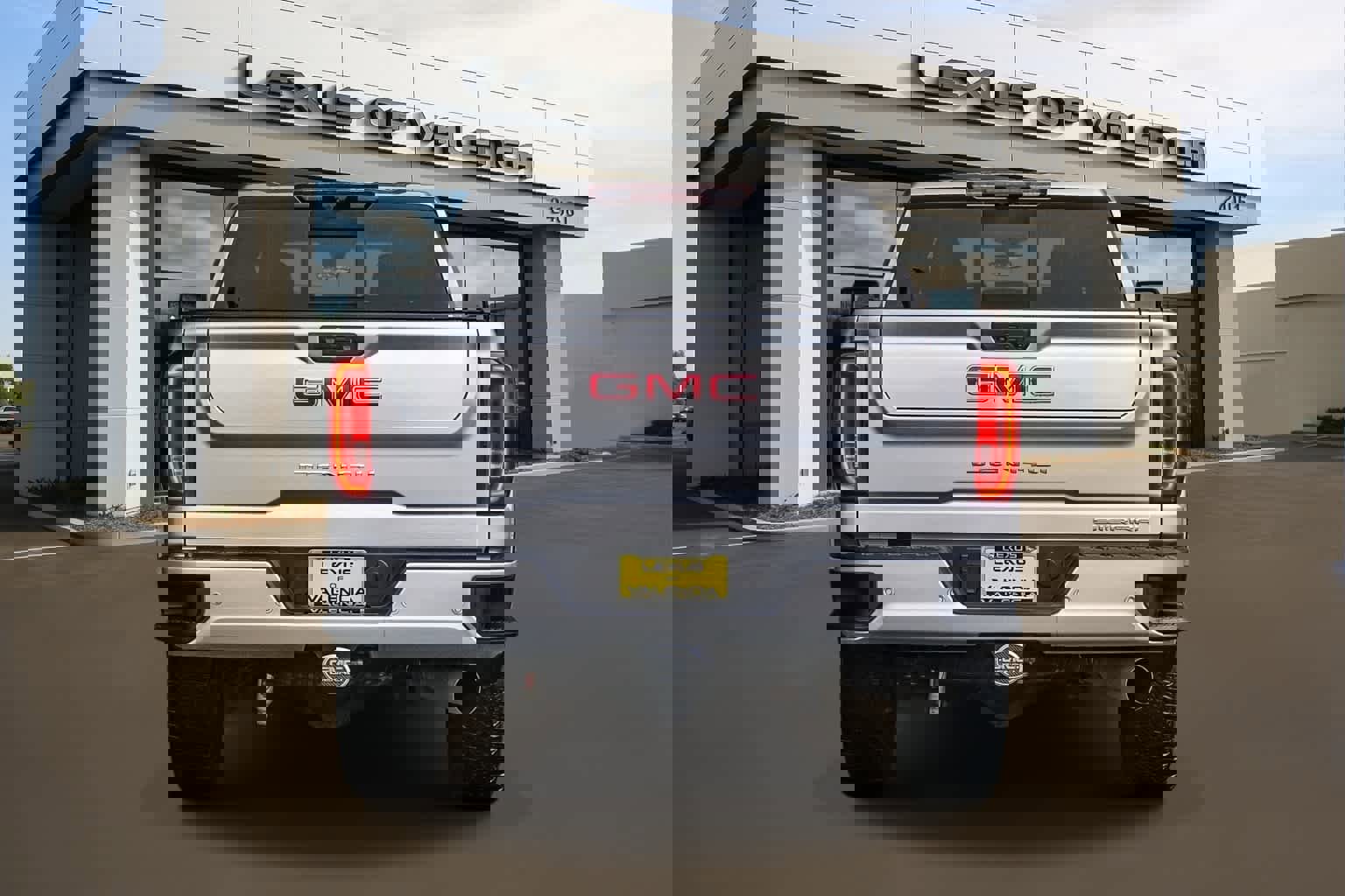 Used 2022 GMC Sierra 2500 Denali w/ Denali Ultimate Package image 5