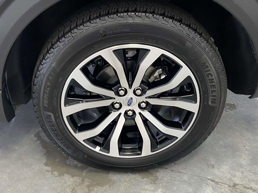 Used 2025 Ford Explorer ST-Line image 10