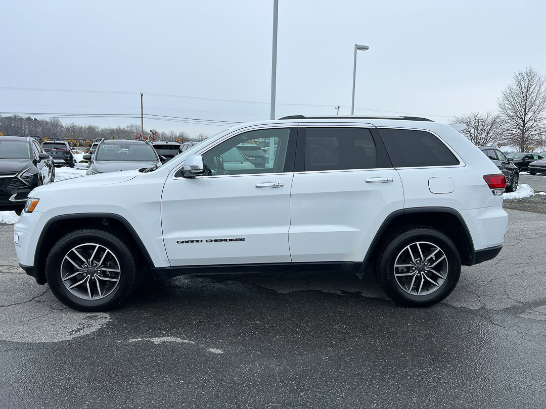 Used 2021 Jeep Grand Cherokee Limited w/ Trailer Tow Group IV AWD/4WD image 2