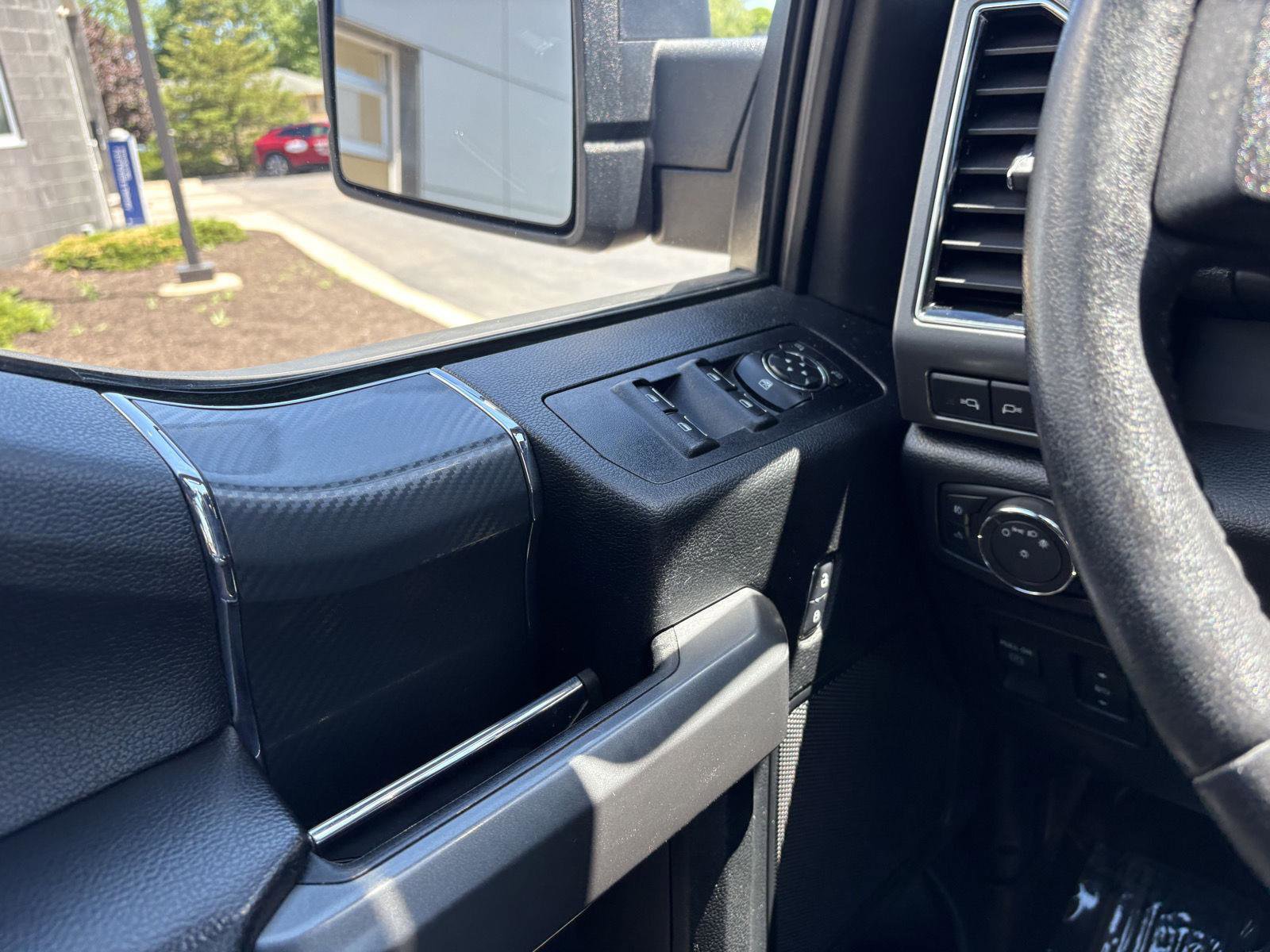 Used 2018 Ford F150 XLT w/ Equipment Group 302A Luxury AWD/4WD image 14
