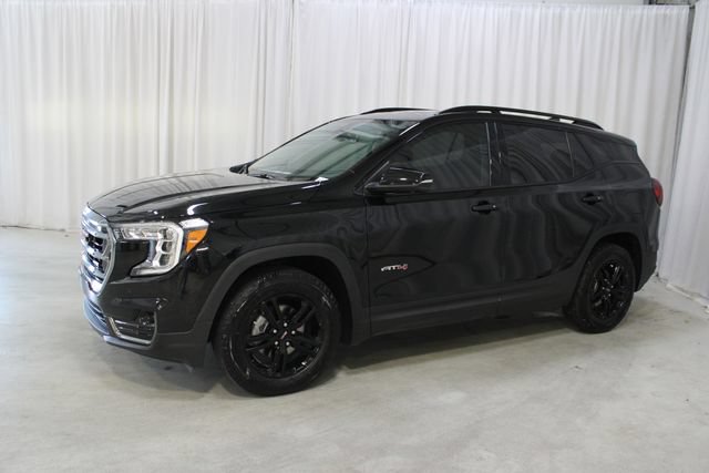 Used 2024 GMC Terrain AT4 w/ Infotainment Package II AWD/4WD image 30