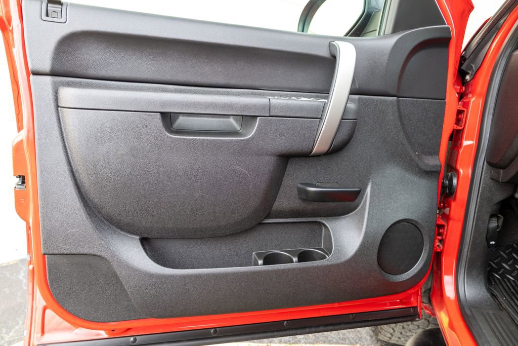 Used 2014 Chevrolet Silverado 2500 LT w/ Interior Plus Package image 21