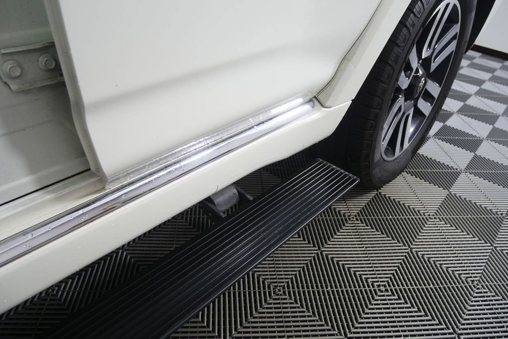 Used 2018 Toyota 4Runner Limited RWD image 8