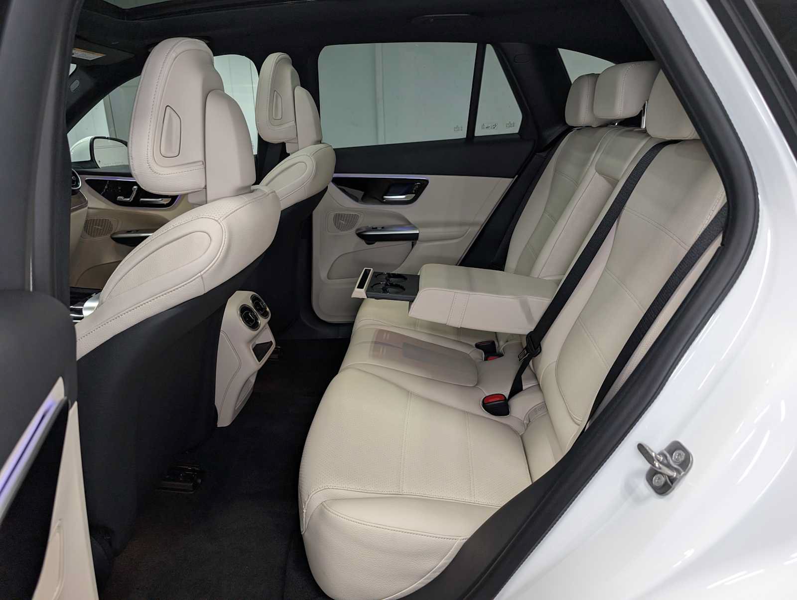 New 2027 Mercedes-Benz GLC 300 4MATIC image 18