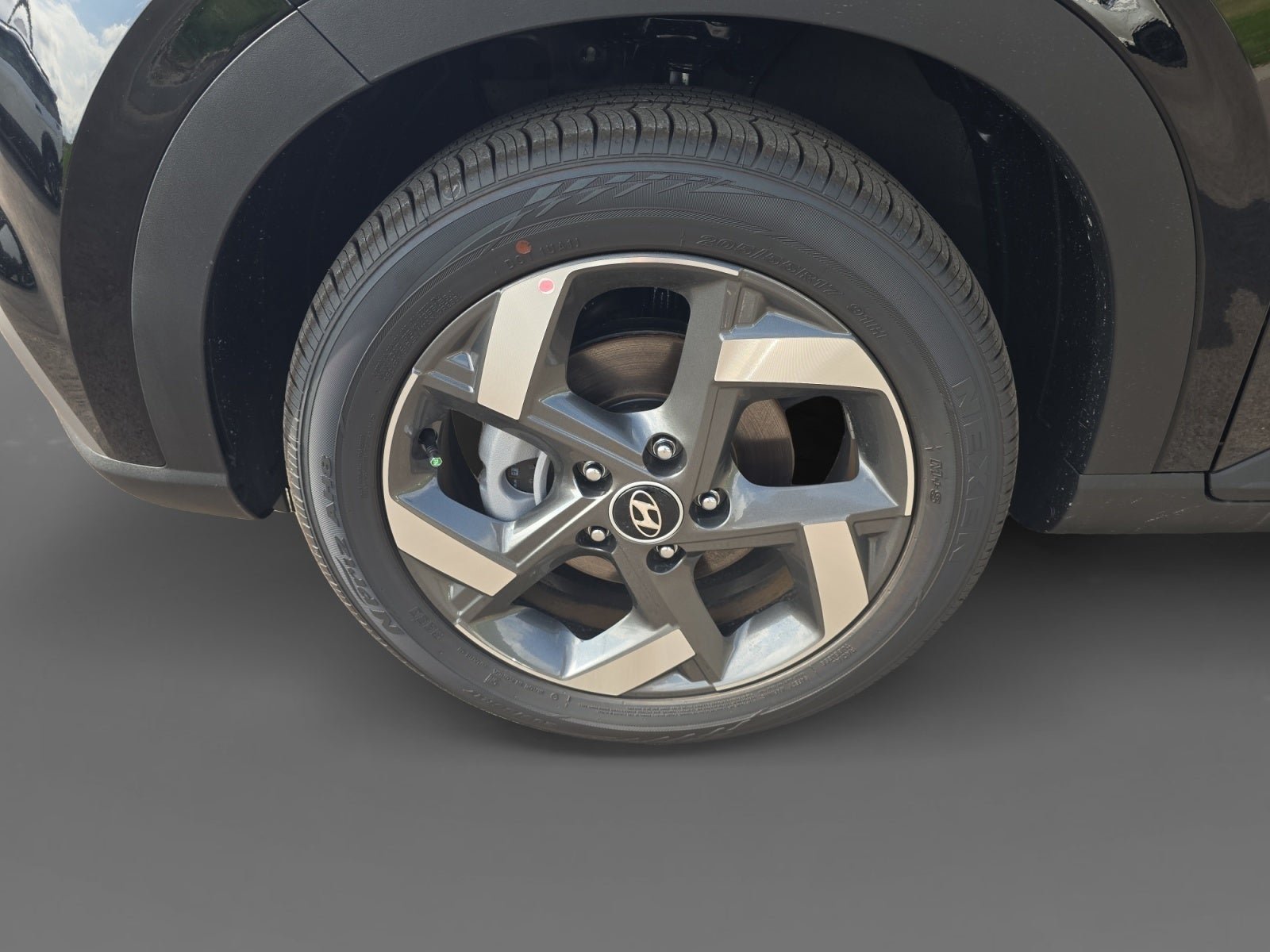 New 2026 Hyundai Venue SEL FWD image 9
