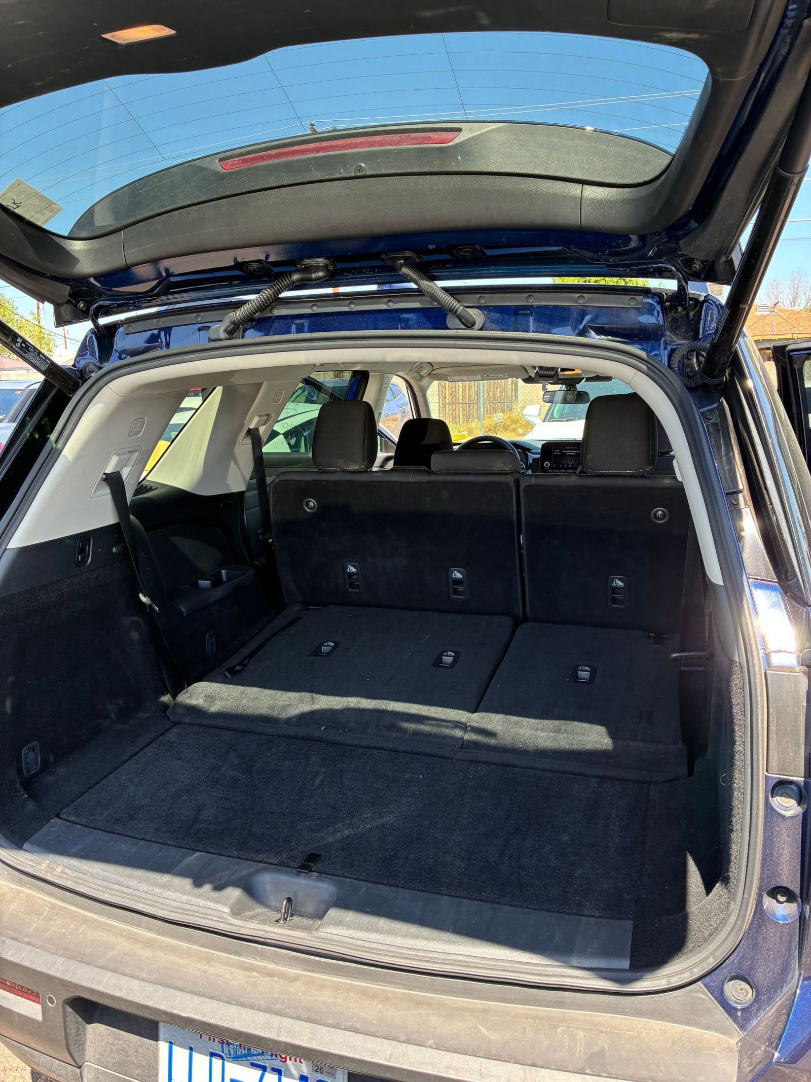 Used 2025 Nissan Pathfinder SV image 17