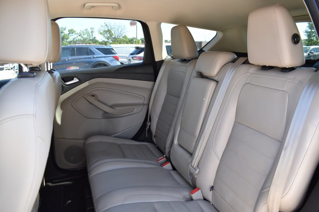 Used 2017 Ford Escape Titanium FWD image 8