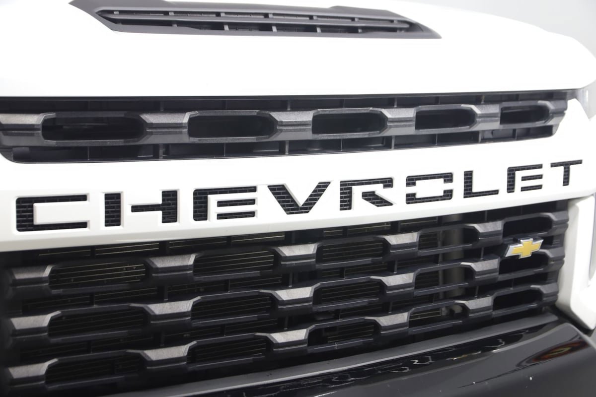 Used 2021 Chevrolet Silverado 2500 Custom w/ Custom Value Package AWD/4WD image 13