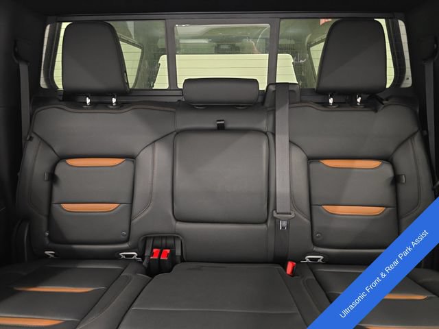 Used 2023 GMC Sierra 1500 AT4 w/ AT4 Premium Package AWD/4WD image 23