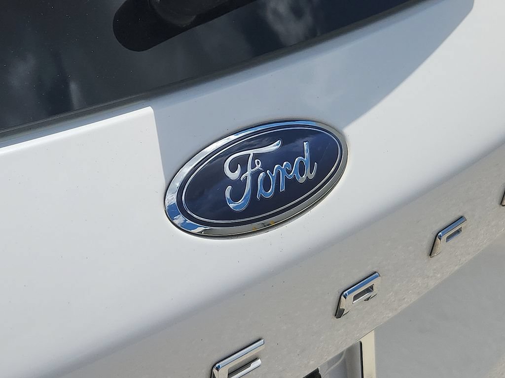 Used 2022 Ford Escape SE w/ Convenience Package FWD image 24