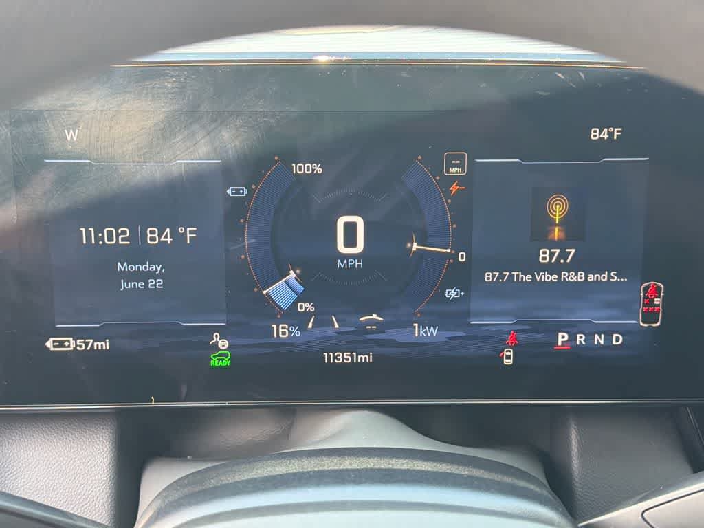 Used 2026 Chevrolet Equinox EV LT FWD image 24