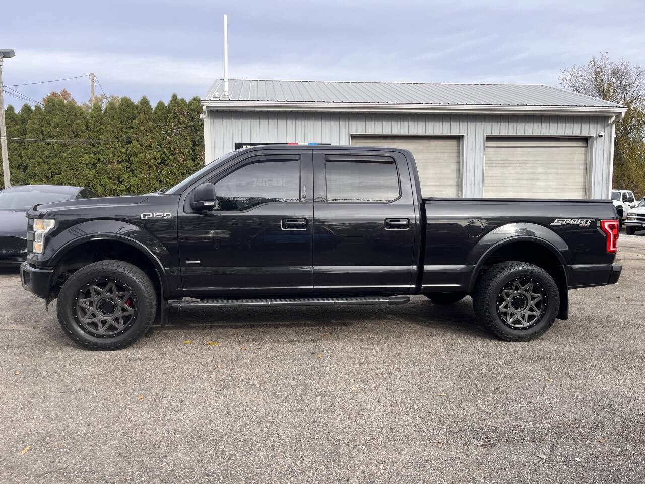 Used 2015 Ford F150 XLT w/ Equipment Group 302A Luxury image 8