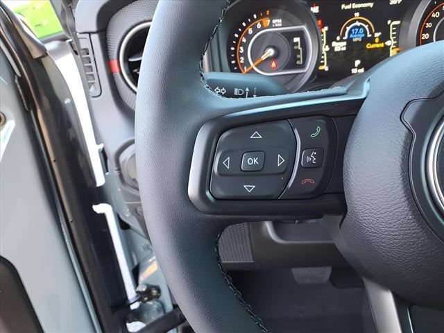 New 2026 Jeep Gladiator Rubicon w/ Safety Group AWD/4WD image 17