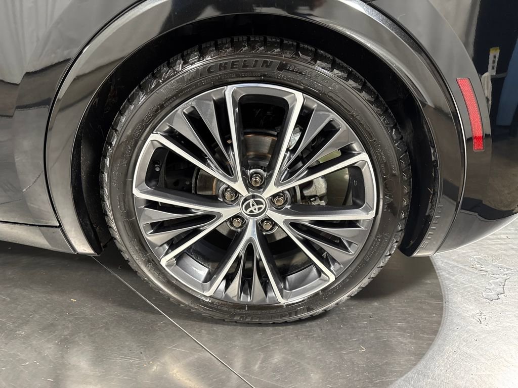 Used 2024 Toyota Prius XLE image 15