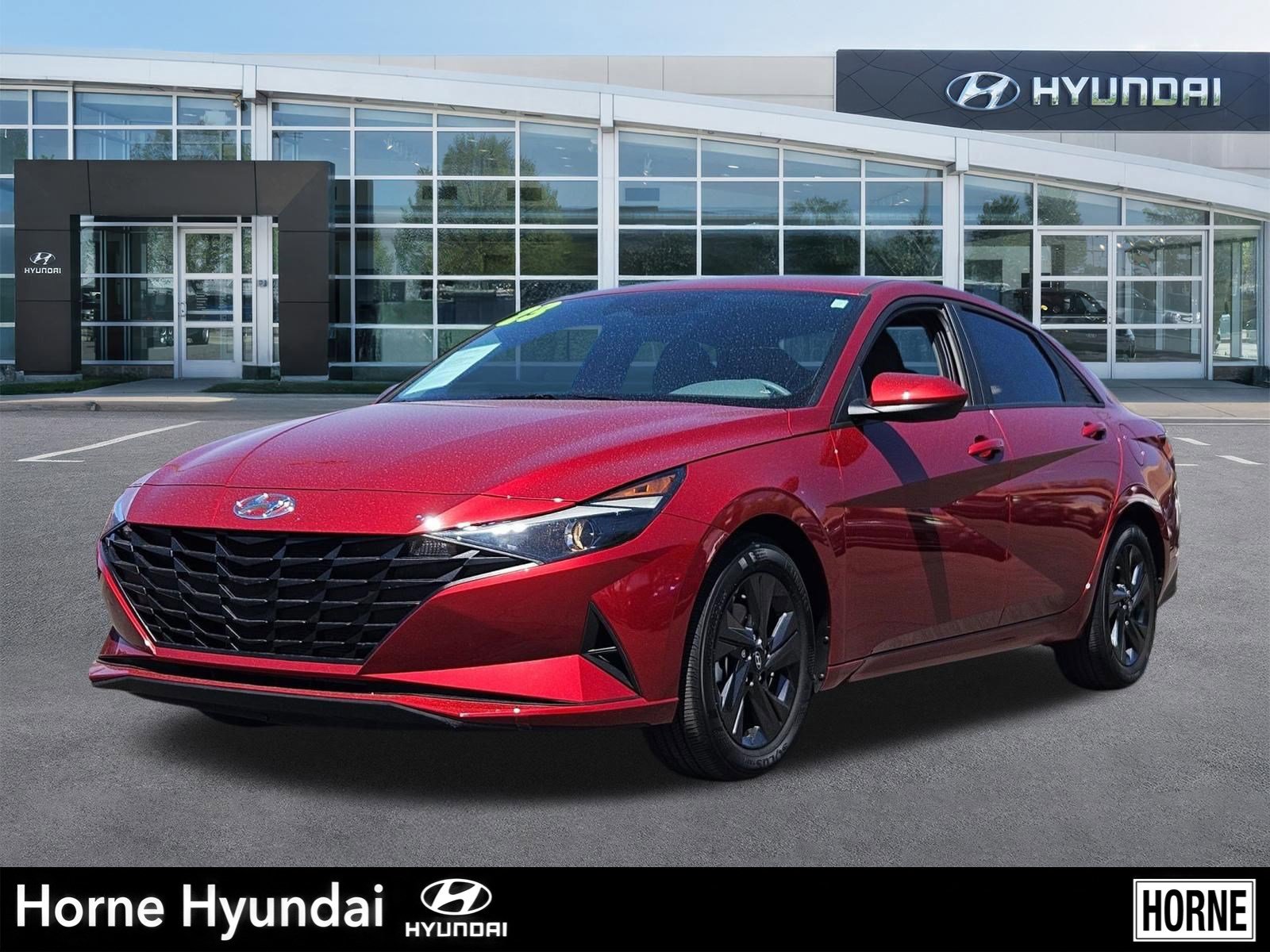 Used 2023 Hyundai Elantra SEL image 1