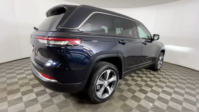 Used 2024 Jeep Grand Cherokee Limited 4xe AWD/4WD image 4