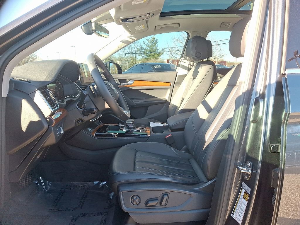 Certified 2023 Audi Q5 2.0T Premium Plus w/ Premium Plus Package image 14