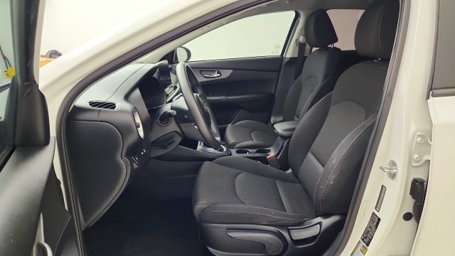 Used 2021 Kia Forte Sedan FWD image 10