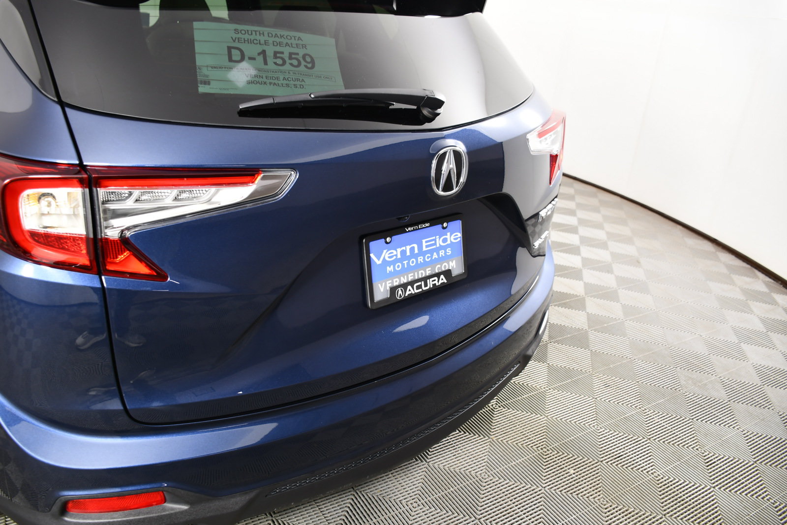 Used 2025 Acura RDX SH-AWD image 15