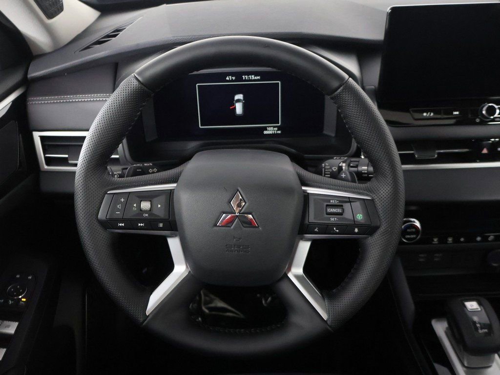 New 2026 Mitsubishi Outlander SE image 41