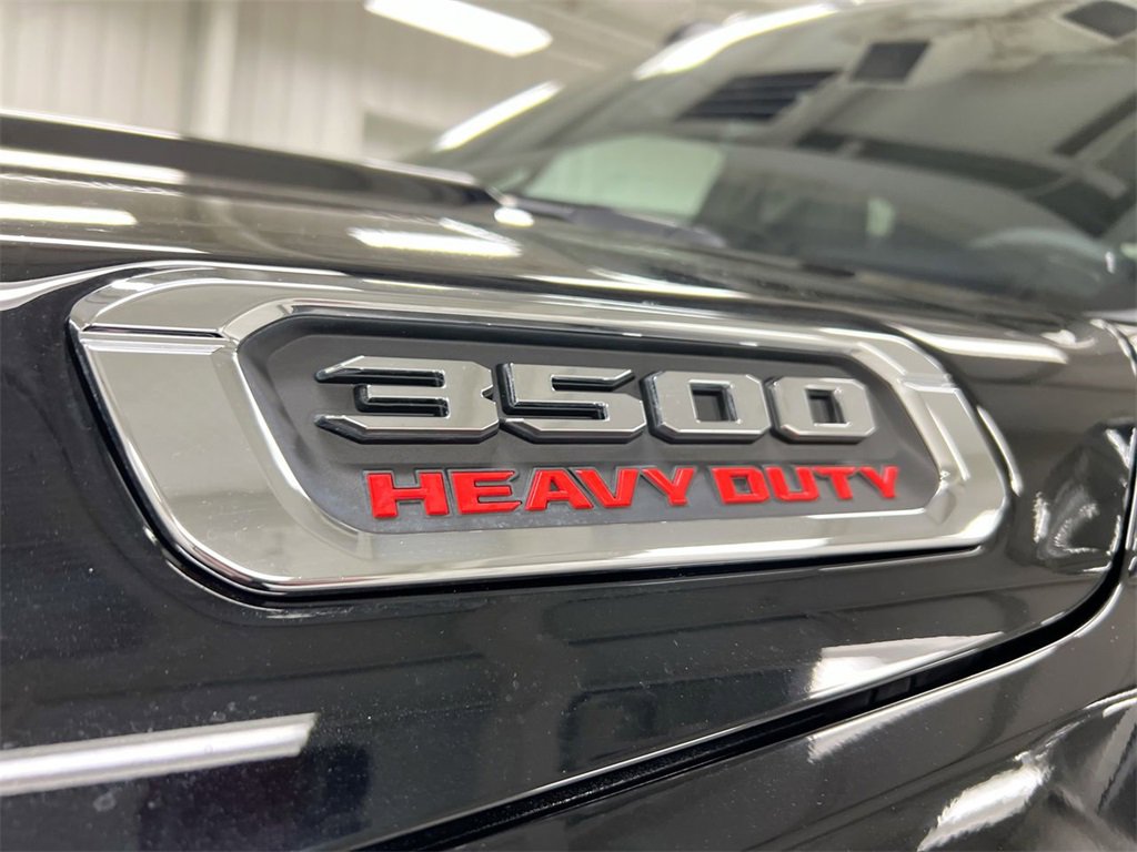 Used 2025 RAM 3500 Laramie image 26