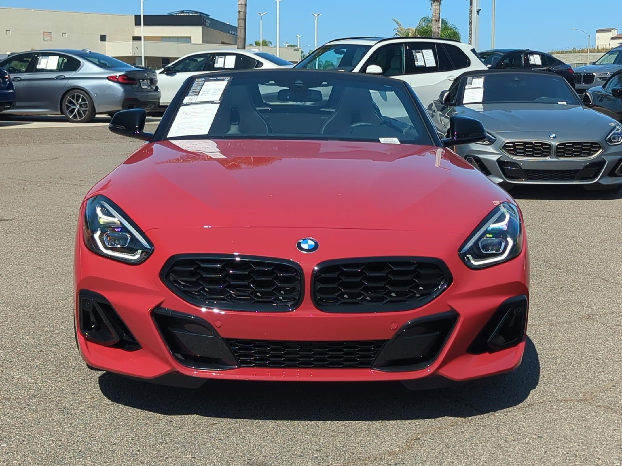 Certified 2024 BMW Z4 M40i w/ Premium Package image 3