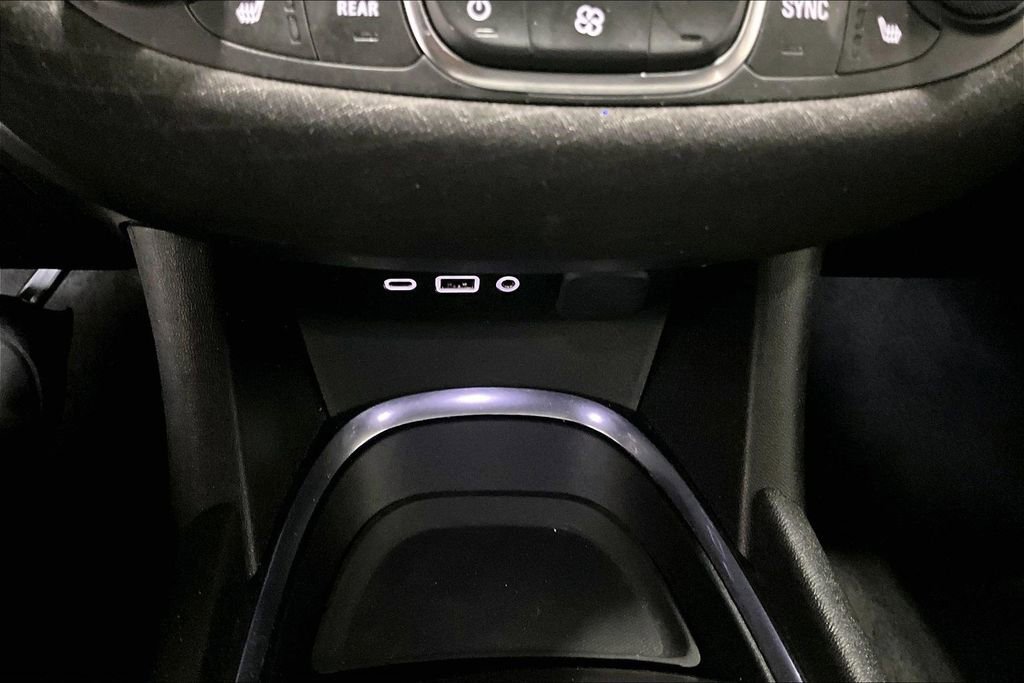 Used 2023 Chevrolet Malibu LT w/ Driver Confidence Package FWD image 16