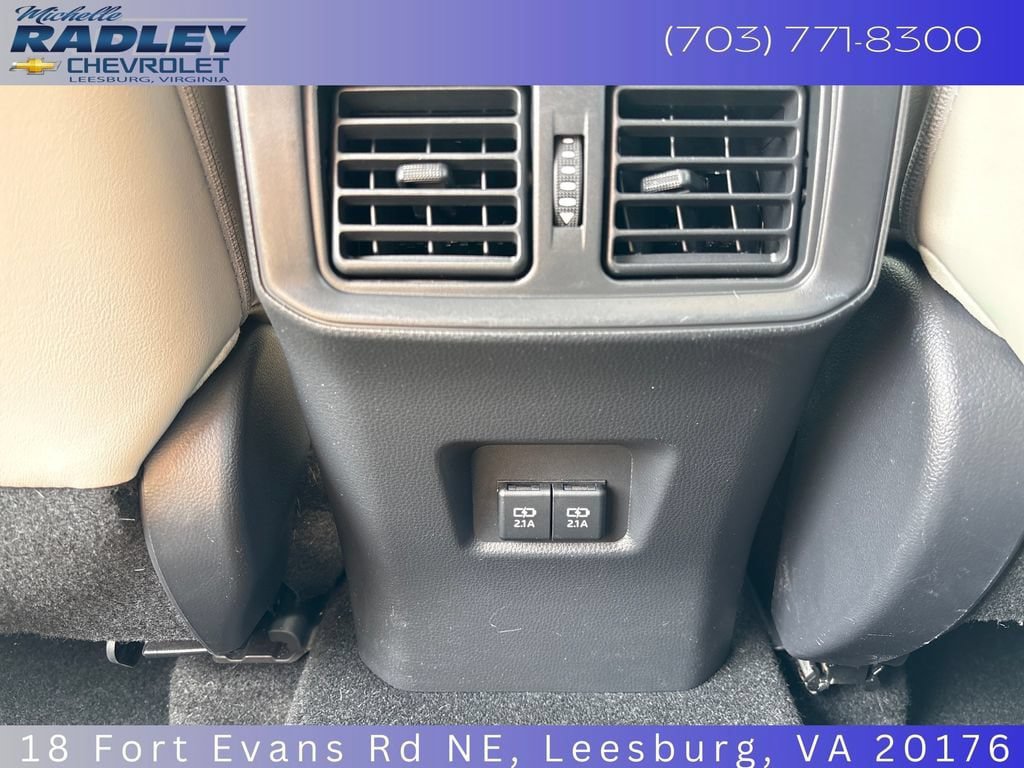 Used 2020 Toyota RAV4 XLE Premium AWD/4WD image 23