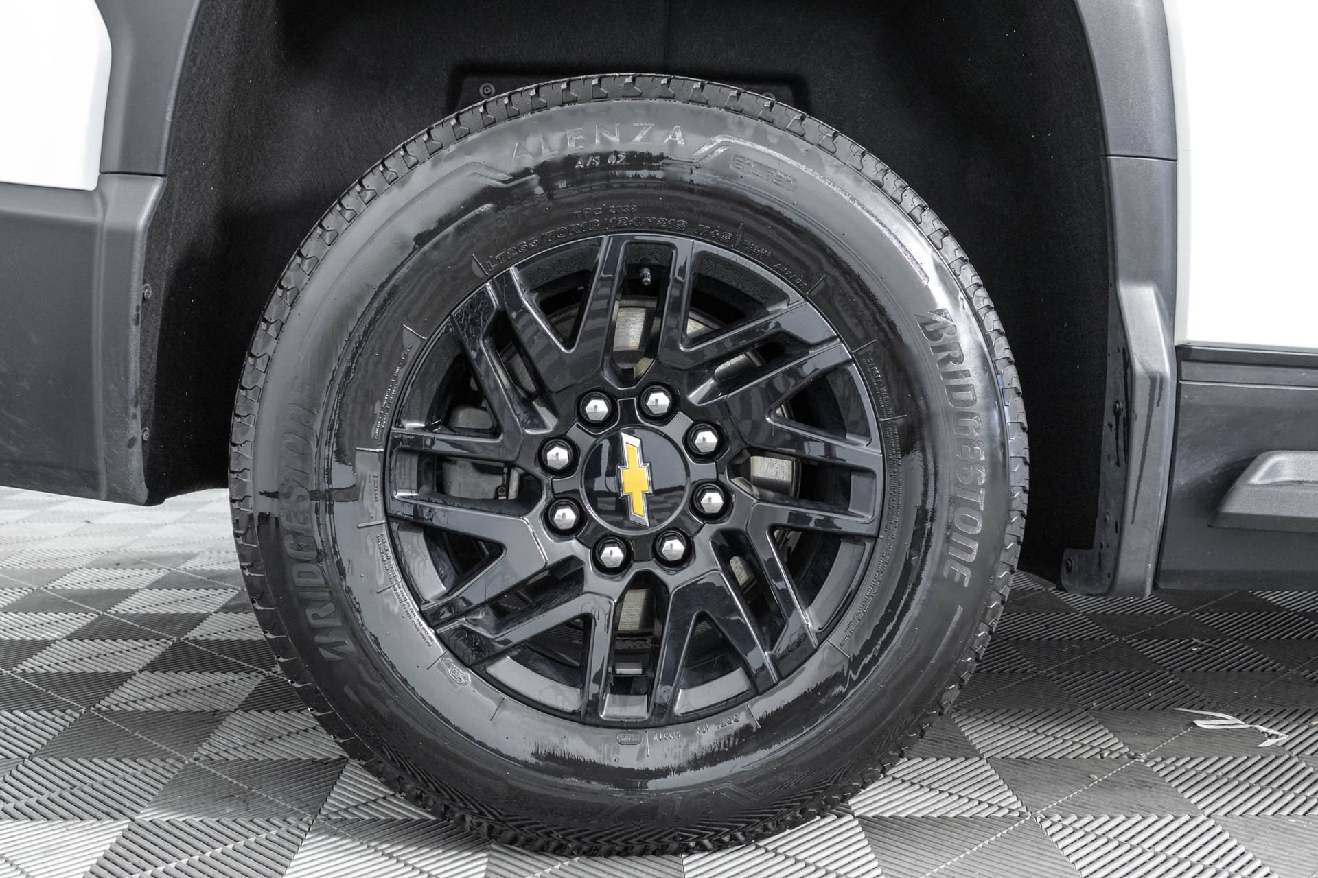 Used 2024 Chevrolet Silverado EV W/T AWD/4WD image 40