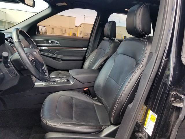 Used 2018 Ford Explorer Limited w/ Equipment Group 301A image 12