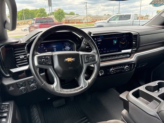 Used 2024 Chevrolet Silverado 1500 LT AWD/4WD image 21