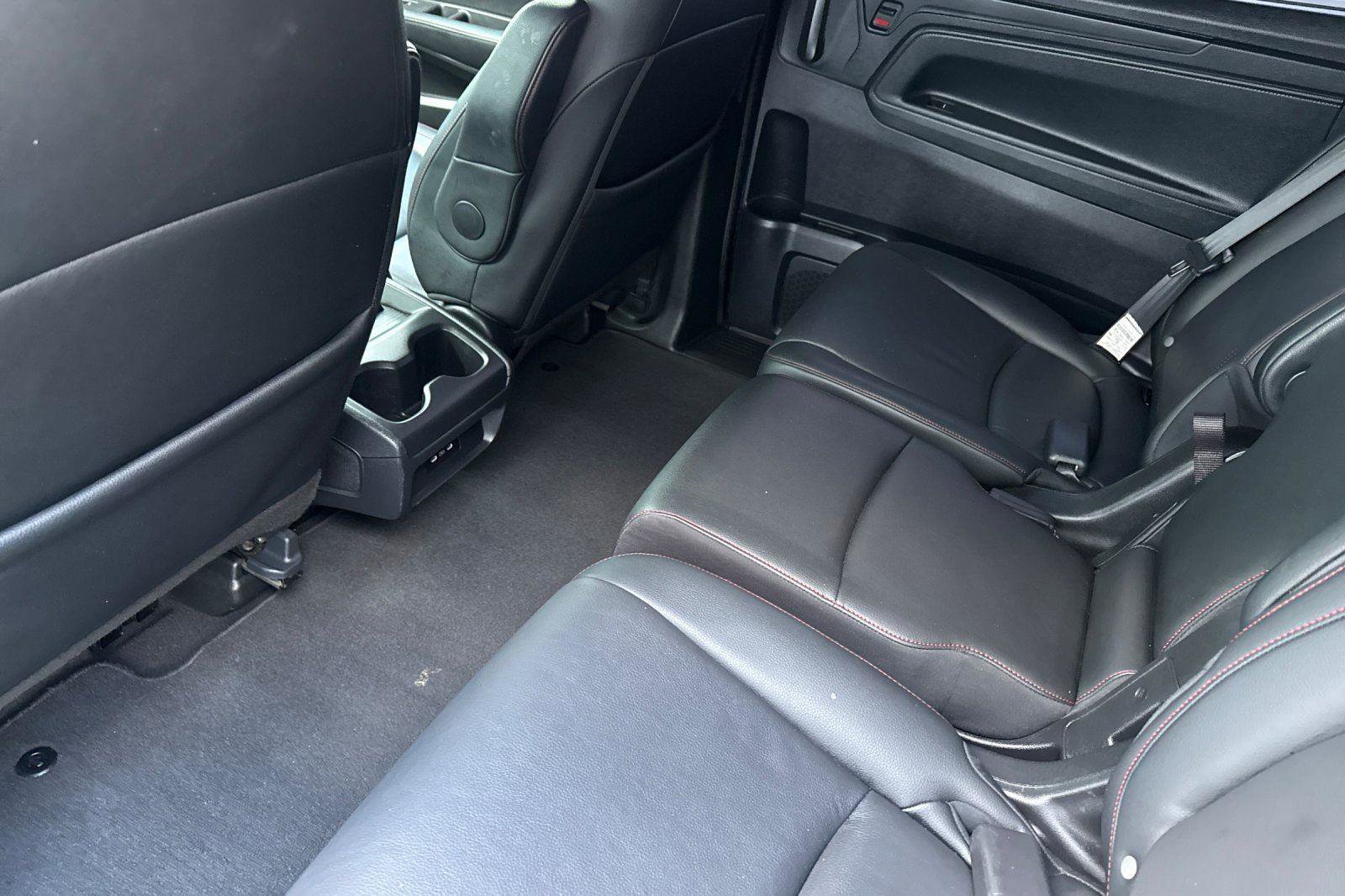 Certified 2025 Honda Odyssey Sport-L image 8