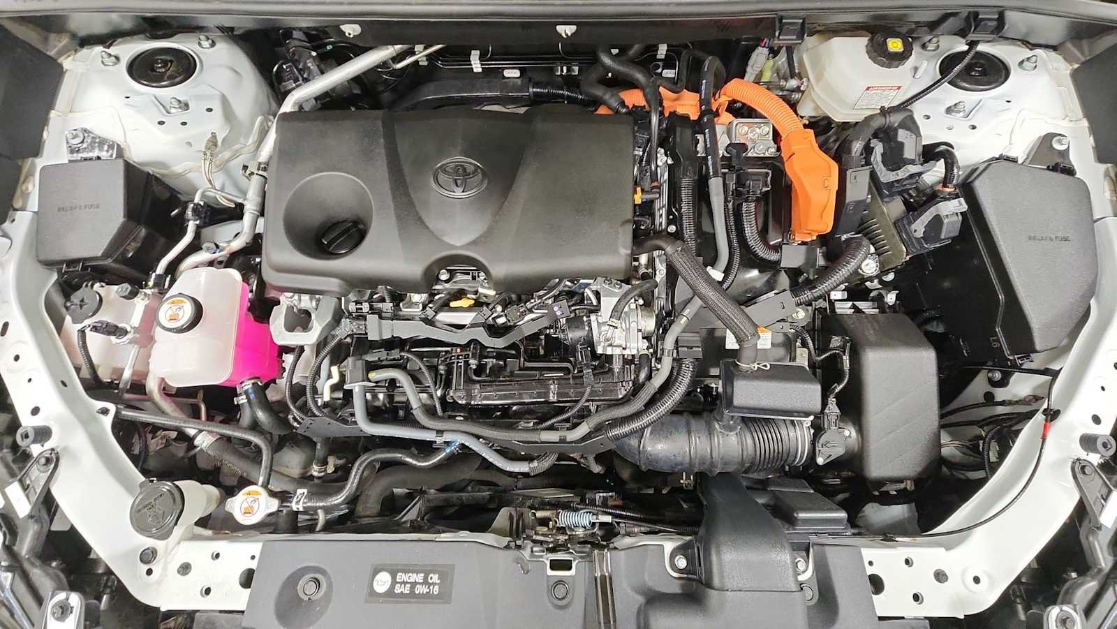 Certified 2024 Toyota RAV4 XLE AWD/4WD image 30