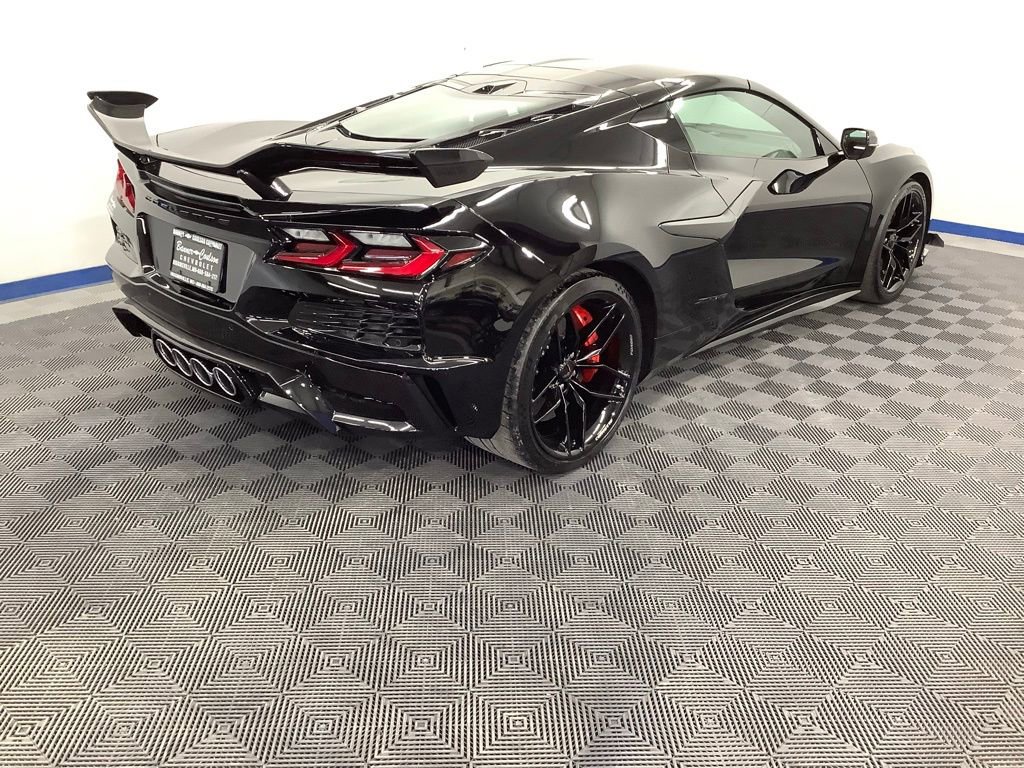 New 2026 Chevrolet Corvette Z06 w/ Z07 Performance Package image 16